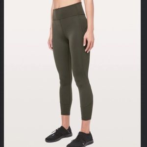 EUC - In Movement Tight 25” size 2